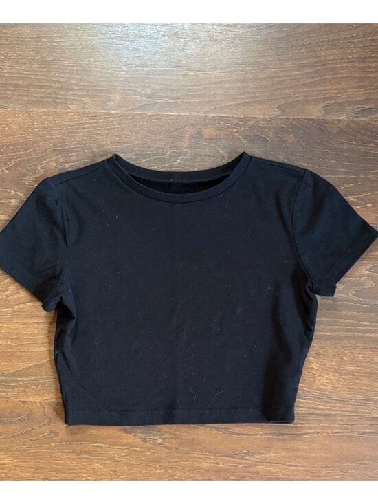 Tops - Crop Top